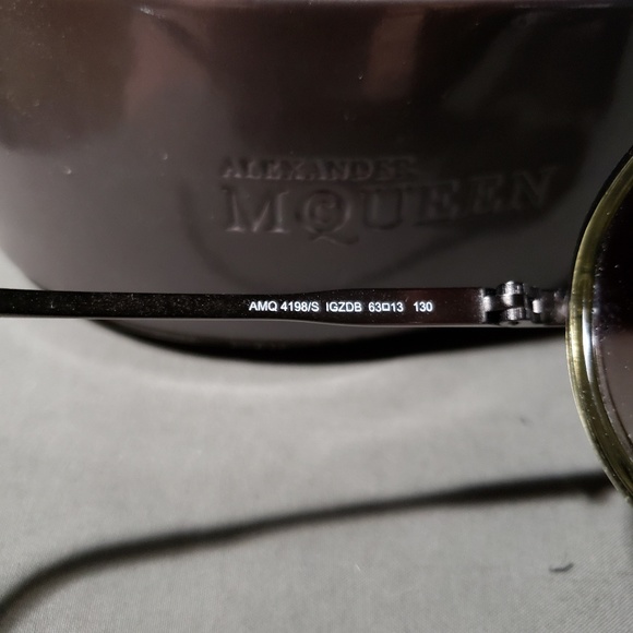 Mens Alexander Mcqueen Sunglasses - Picture 2 of 3